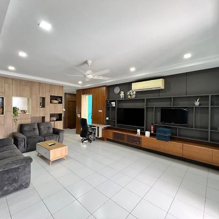 D Niice Garden View With Private Pool Bukit Indah, Johor Bahru Villa Dış mekan fotoğraf